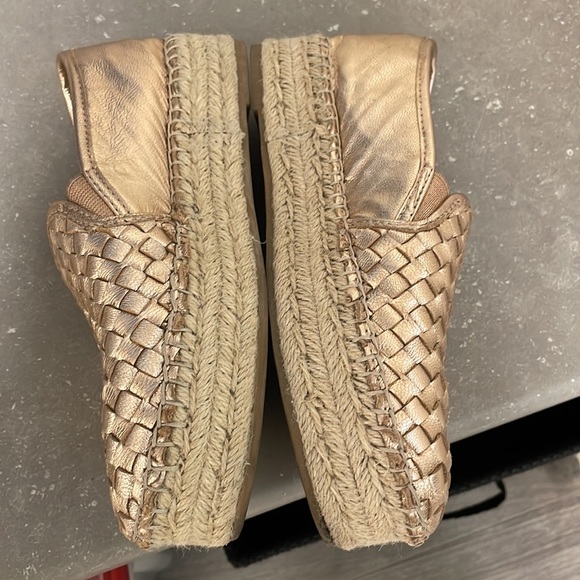 Sam Edelman Metallic Rose Slip on Leather & weave Loafers . - Picture 3 of 9